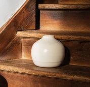 vase nèfle blanc à la cendre