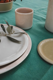 assiette plate craie-Jars Céramistes
