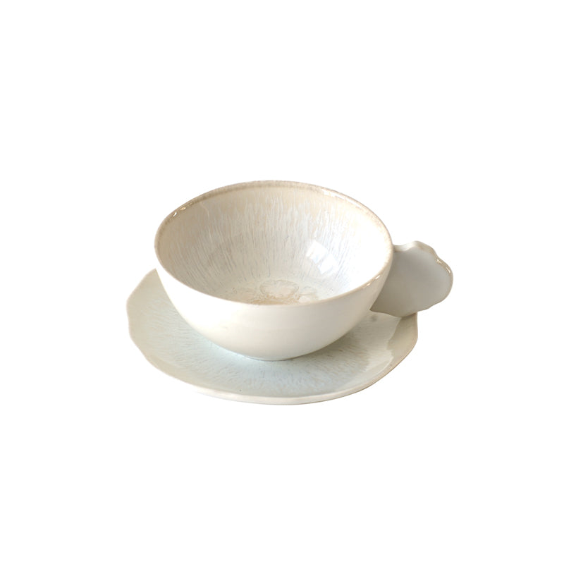Tasse mit Untertasse s perle